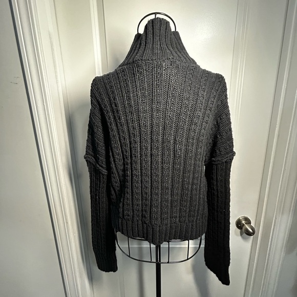 Free People Black V-Neck Sweater - Picture 4 of 5